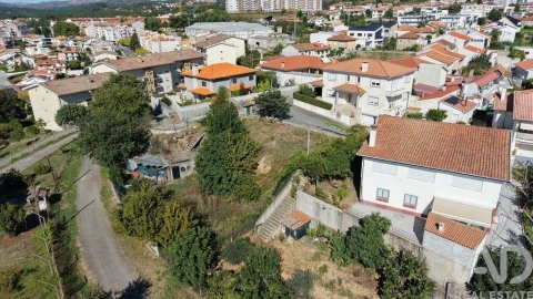 Terreno para Venda em Pena, Quintã e Vila Cova