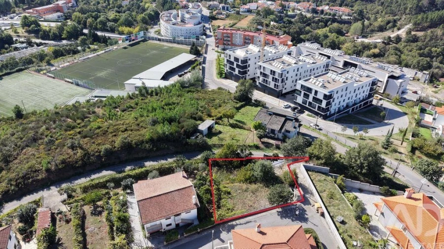 Terreno para Venda em Pena, Quintã e Vila Cova Foto 12