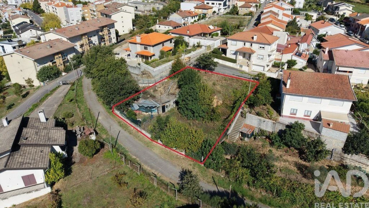 Terreno para Venda em Pena, Quintã e Vila Cova Foto 6
