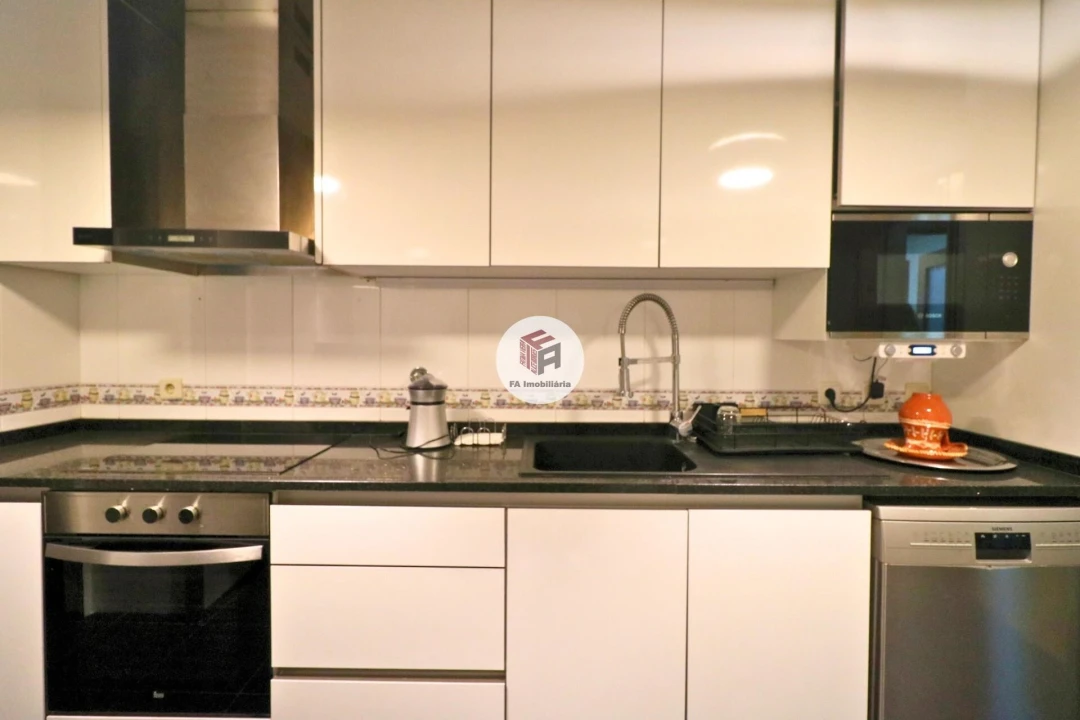 Apartamento T3 para Venda em Valongo Foto 6