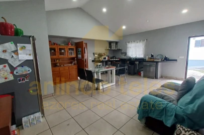 Moradia T3 para Venda em Ribeira Seca