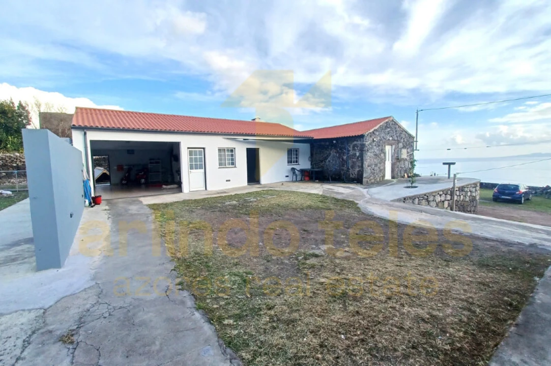 Moradia T3 para Venda em Ribeira Seca Foto 1