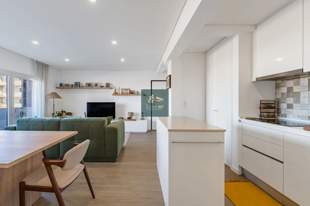 Apartamento T2 para Venda em Pinhal Novo Foto 5