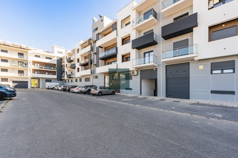 Apartamento T2 para Venda em Pinhal Novo Foto 25