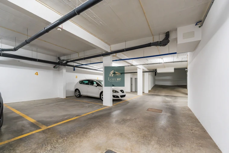 Apartamento T2 para Venda em Pinhal Novo Foto 24