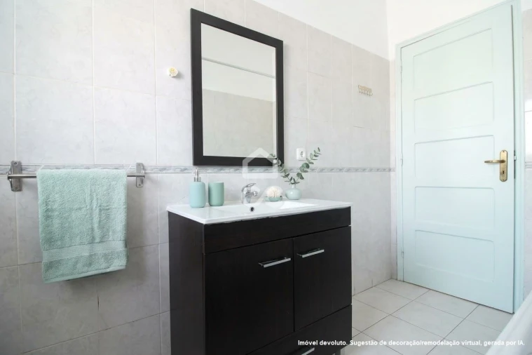 Apartamento T2 para Venda em Almada, Cova da Piedade, Pragal e Cacilhas Foto 16