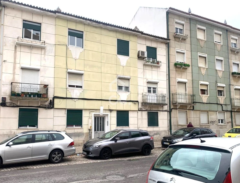 Apartamento T2 para Venda em Almada, Cova da Piedade, Pragal e Cacilhas Foto 1