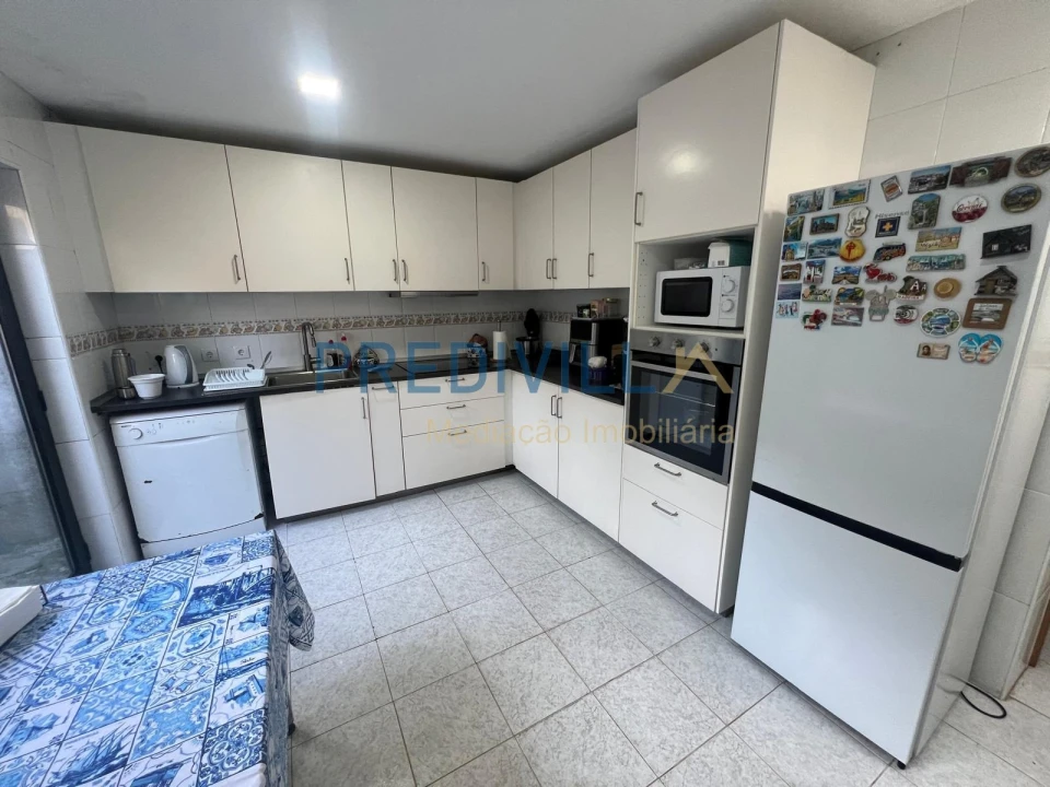 Moradia T4 para Venda em Guilhabreu Foto 13