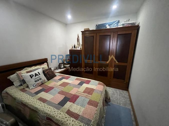 Moradia T4 para Venda em Guilhabreu Foto 11