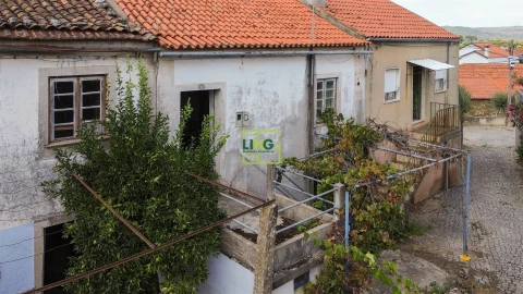 Moradia T2 para Venda em Benquerença