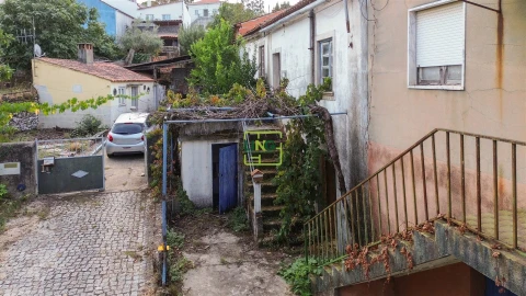 Moradia T2 para Venda em Benquerença