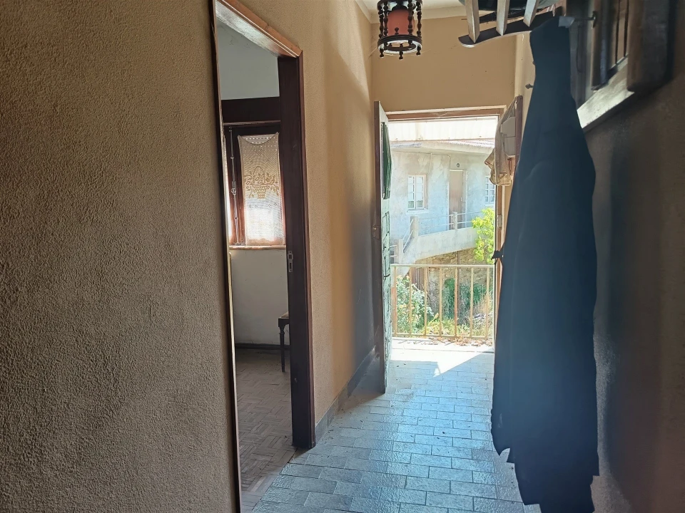 Moradia T2 para Venda em Benquerença Foto 4