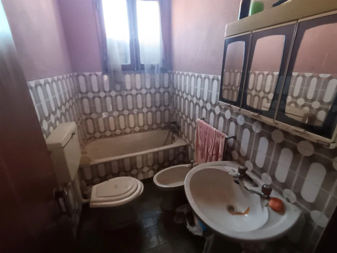 Moradia T2 para Venda em Benquerença Foto 6