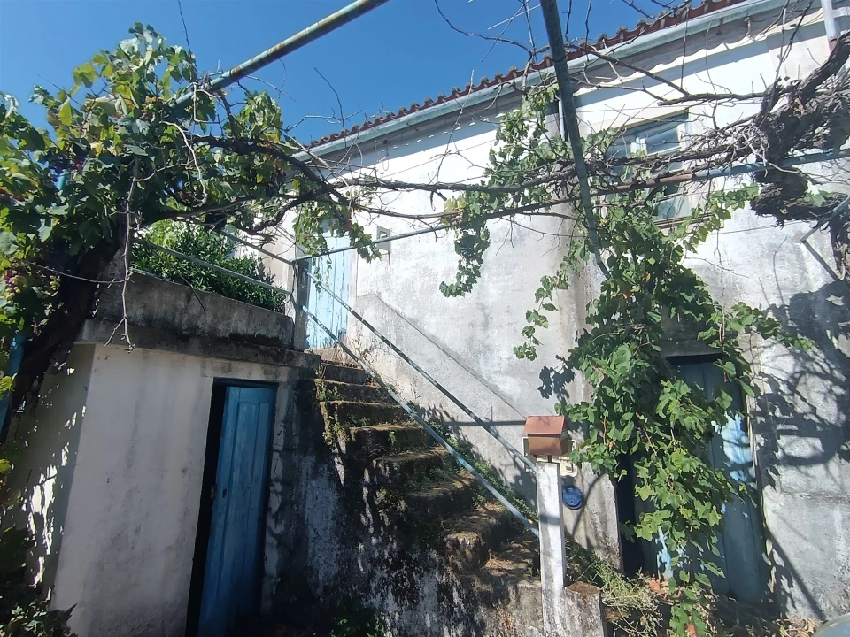 Moradia T2 para Venda em Benquerença Foto 1
