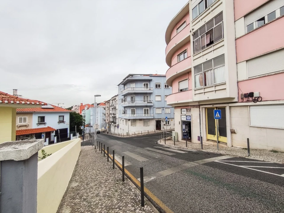 Apartamento T1 para Venda em Campolide Foto 30