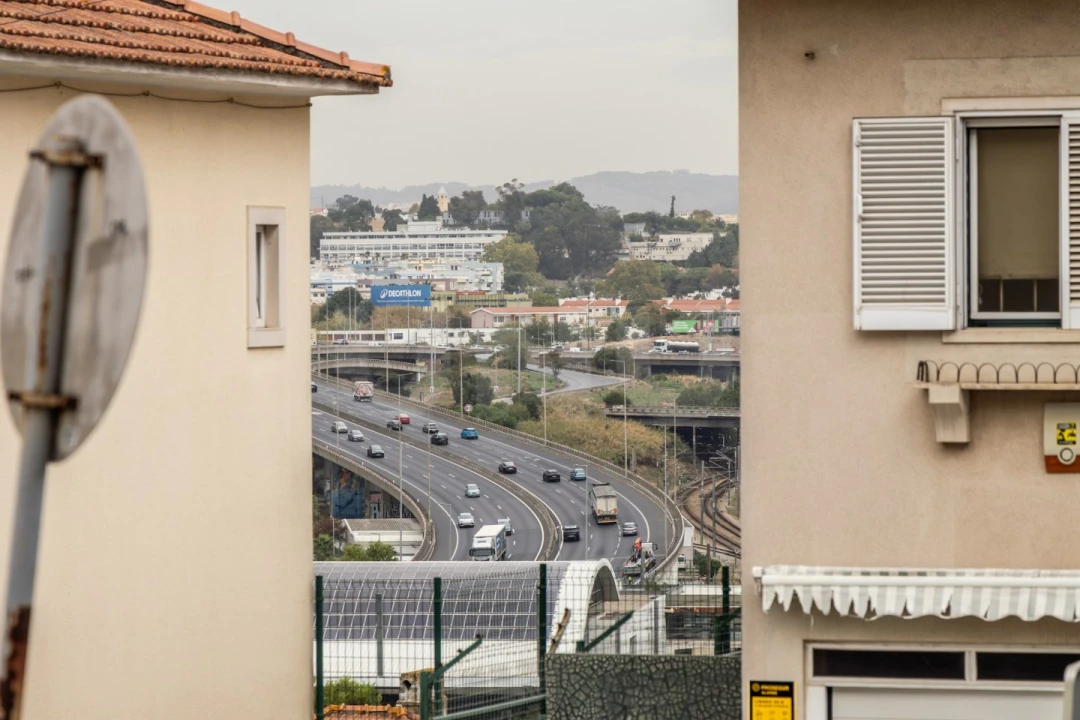 Apartamento T1 para Venda em Campolide Foto 31