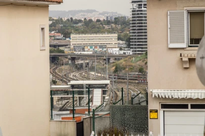 Apartamento T1 para Venda em Campolide
