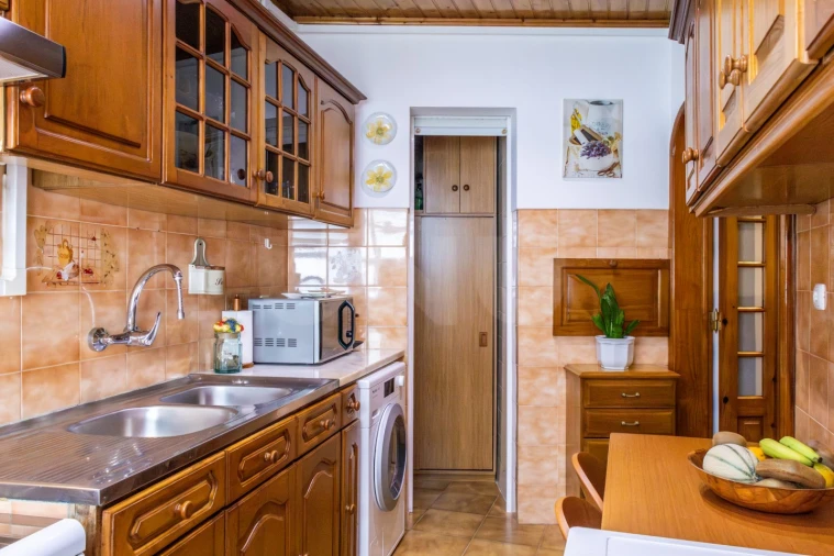Apartamento T1 para Venda em Campolide Foto 18