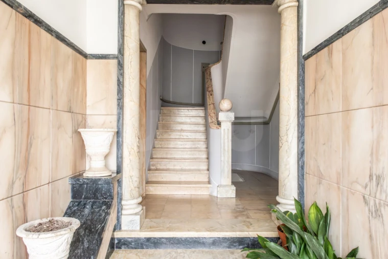 Apartamento T1 para Venda em Campolide Foto 25