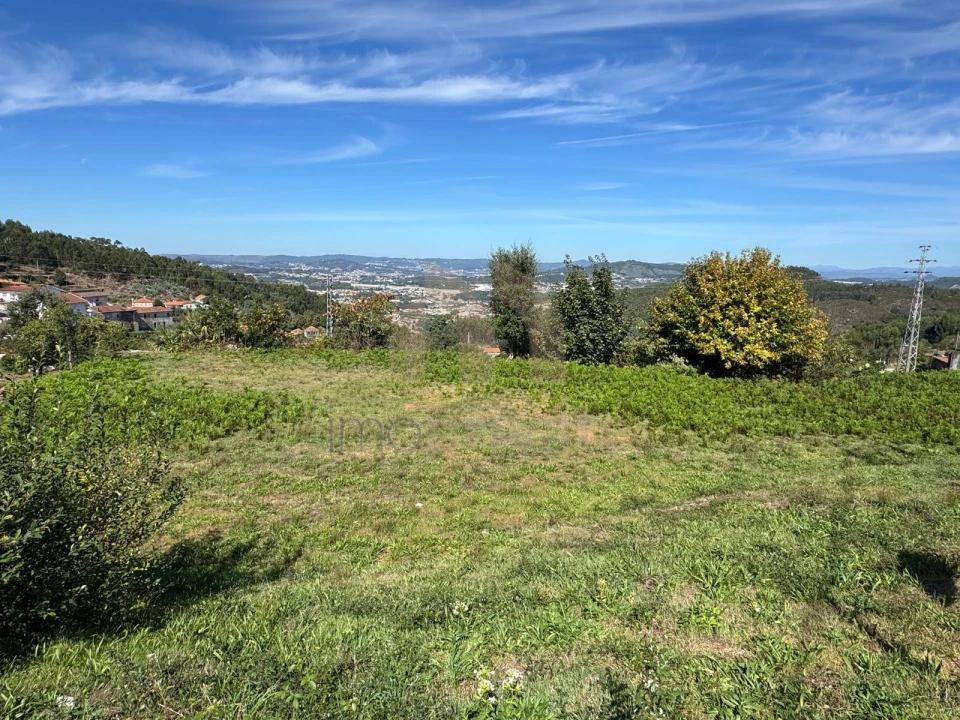 Terreno para Venda em Vilarinho Foto 7