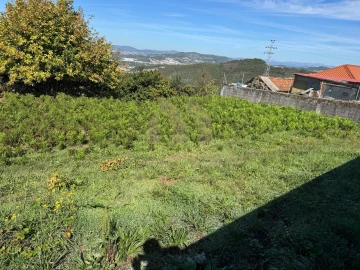 Terreno para Venda em Vilarinho