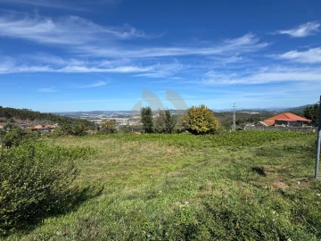 Terreno para Venda em Vilarinho