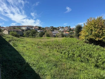 Terreno para Venda em Vilarinho