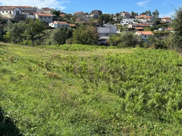 Terreno para Venda em Vilarinho