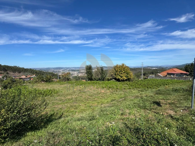 Terreno para Venda em Vilarinho Foto 6