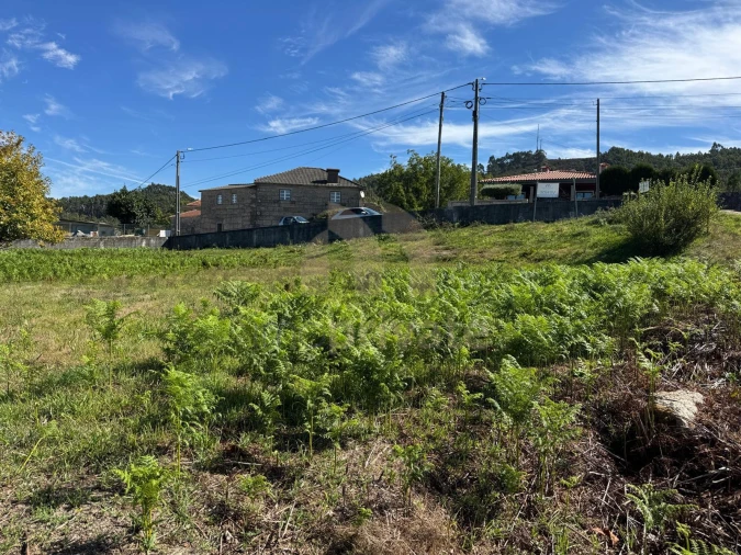 Terreno para Venda em Vilarinho Foto 17