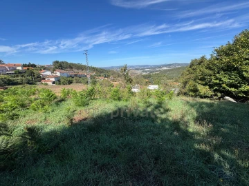 Terreno para Venda em Vilarinho