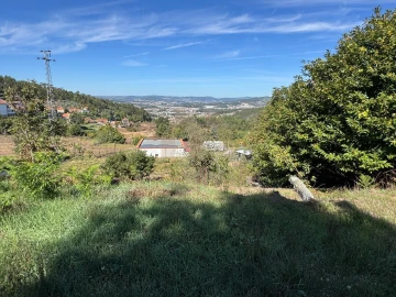 Terreno para Venda em Vilarinho