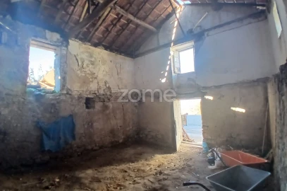 Moradia T2 para Venda em Abrunheira, Verride e Vila Nova da Barca