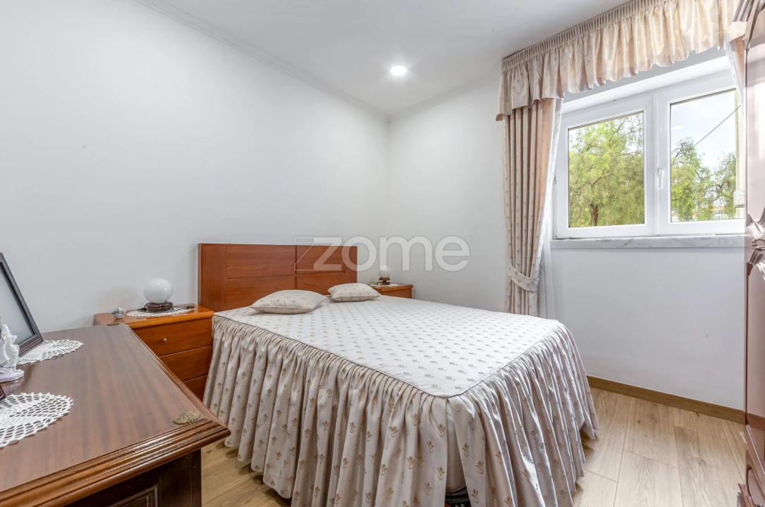 Apartamento T3 para Venda em Alfragide Foto 20