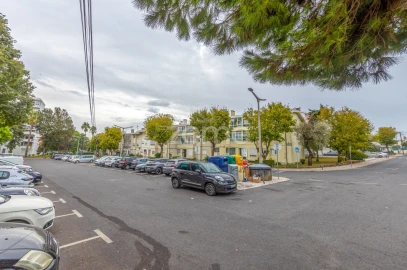 Apartamento T3 para Venda em Alfragide