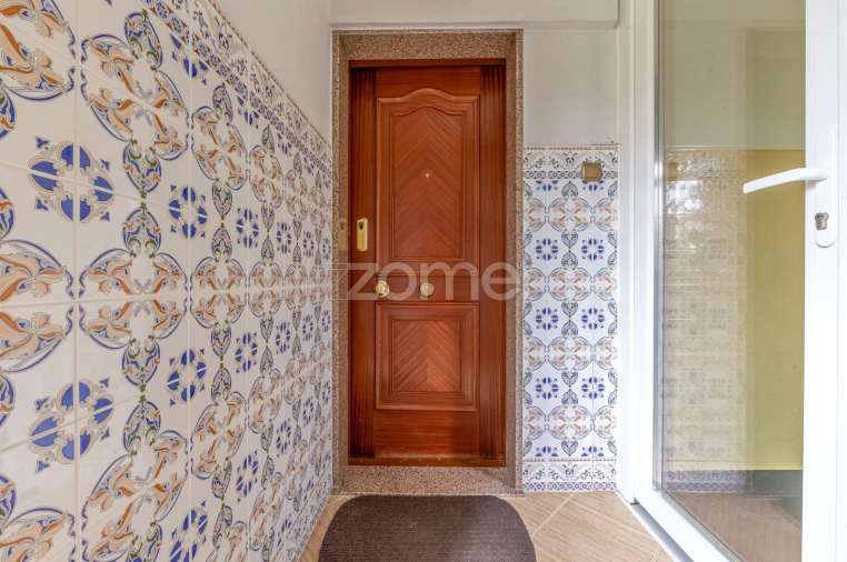 Apartamento T3 para Venda em Alfragide Foto 5