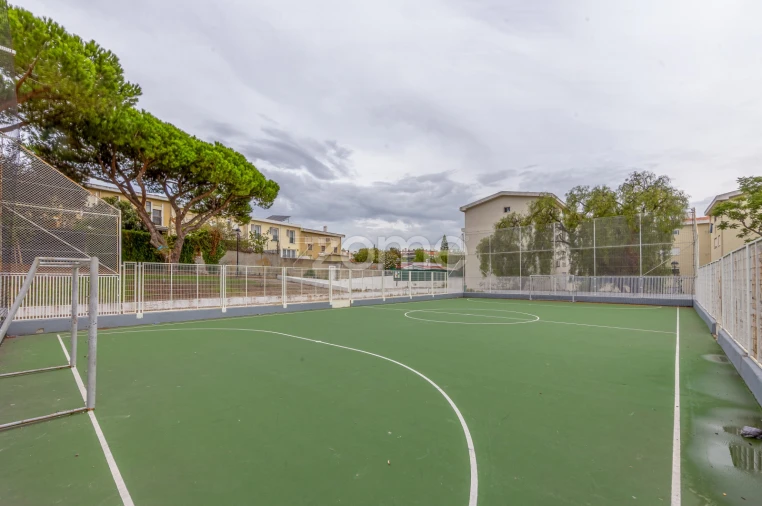 Apartamento T3 para Venda em Alfragide Foto 26