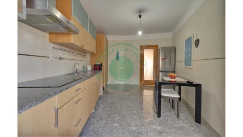 Apartamento T3 para Venda em Tavarede