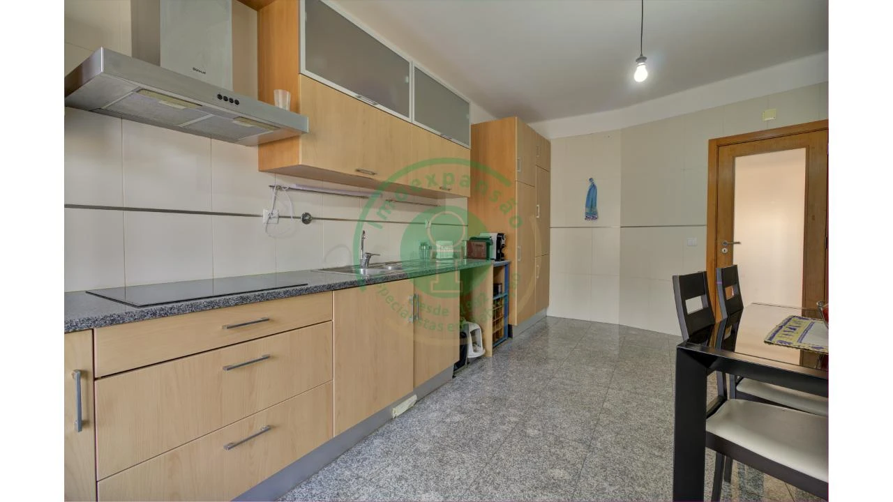 Apartamento T3 para Venda em Tavarede Foto 14