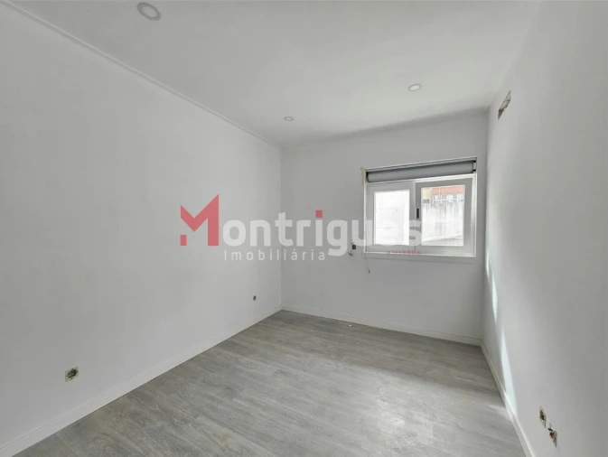 Apartamento T3 para Venda em Alto do Seixalinho, Santo André e Verderena Foto 10