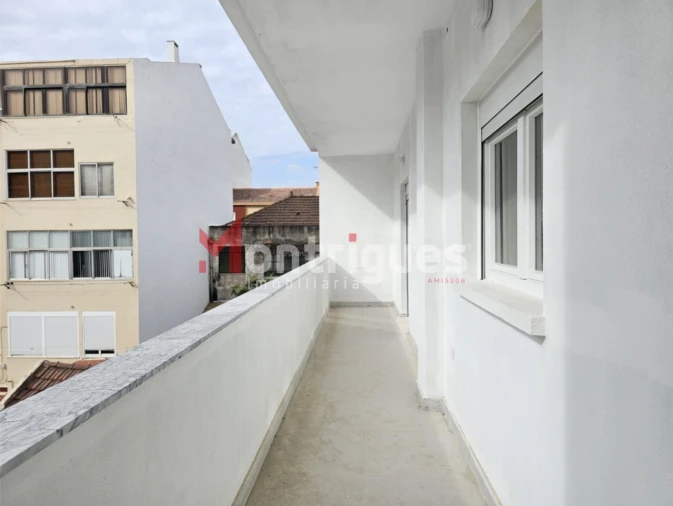 Apartamento T3 para Venda em Alto do Seixalinho, Santo André e Verderena Foto 17