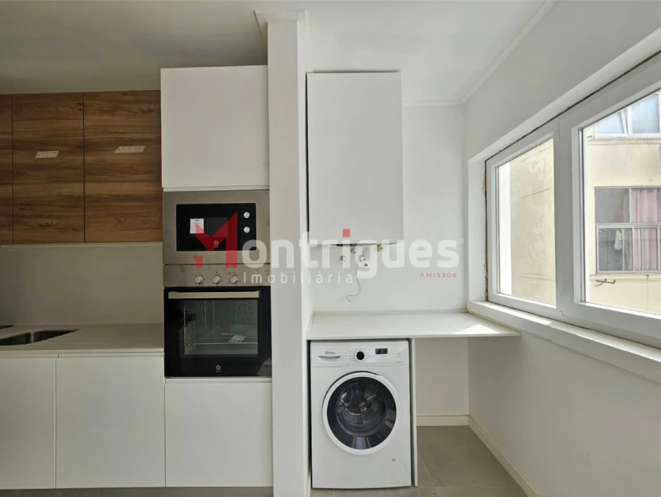 Apartamento T3 para Venda em Alto do Seixalinho, Santo André e Verderena Foto 7