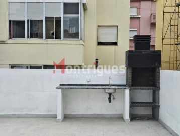 Apartamento T3 para Venda em Alto do Seixalinho, Santo André e Verderena