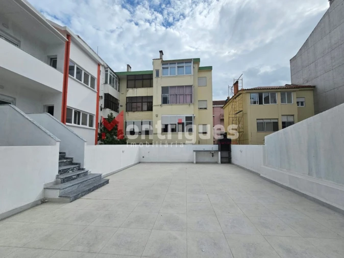 Apartamento T3 para Venda em Alto do Seixalinho, Santo André e Verderena Foto 2