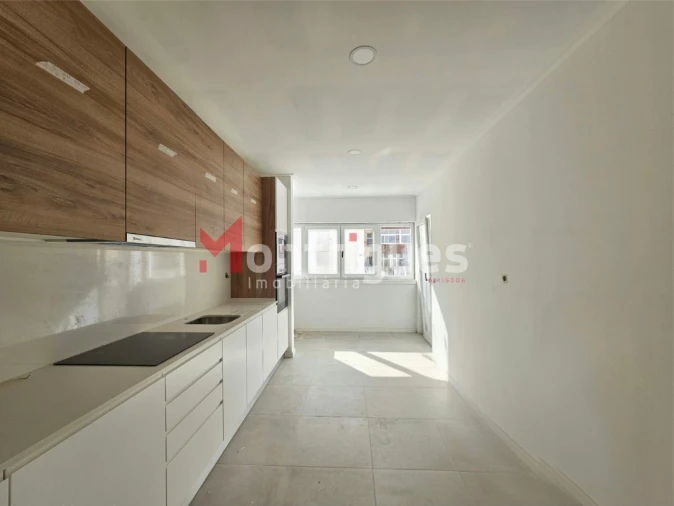 Apartamento T3 para Venda em Alto do Seixalinho, Santo André e Verderena Foto 5