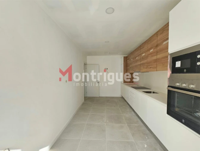 Apartamento T3 para Venda em Alto do Seixalinho, Santo André e Verderena Foto 6