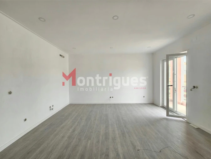 Apartamento T3 para Venda em Alto do Seixalinho, Santo André e Verderena Foto 8
