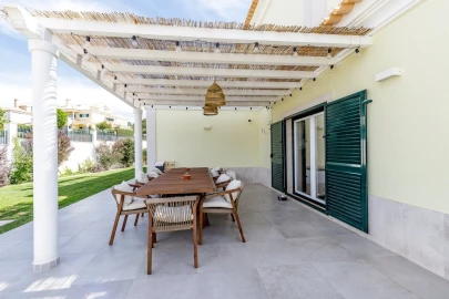 Moradia T5 para Venda em Ericeira