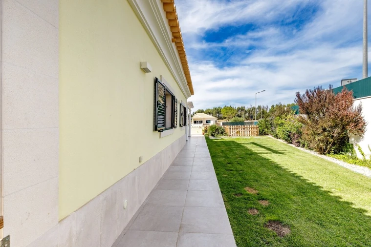 Moradia T5 para Venda em Ericeira Foto 16