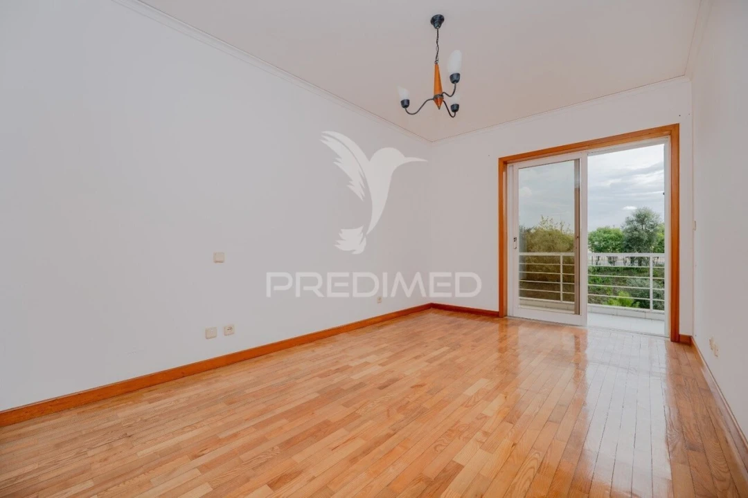 Apartamento T3 para Venda em Ferreiros e Gondizalves Foto 21